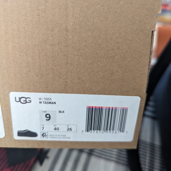 Ugg Tasman Slippers - Picture 4 of 5